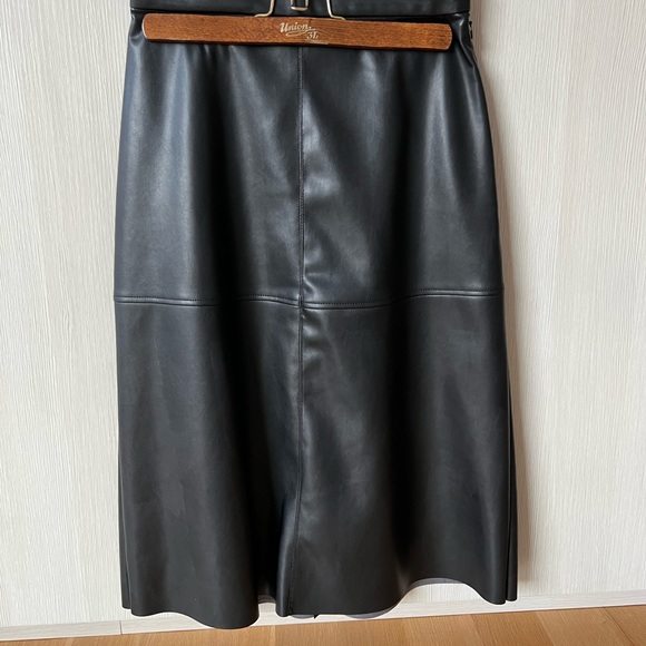 Faux Leather Midi Skirt - Picture 3 of 6